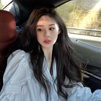 海归的假女友是野蔷薇